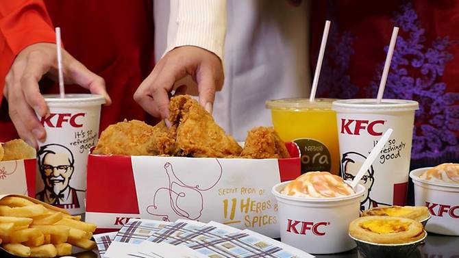 KFC Singapore Will Stop Providing Plastic Straws and Lids Starting June 20 - WORLD OF BUZZ 1