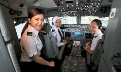 Meet Three Of M'Sia'S First Female Cadets For Malaysia Airlines - World Of Buzz