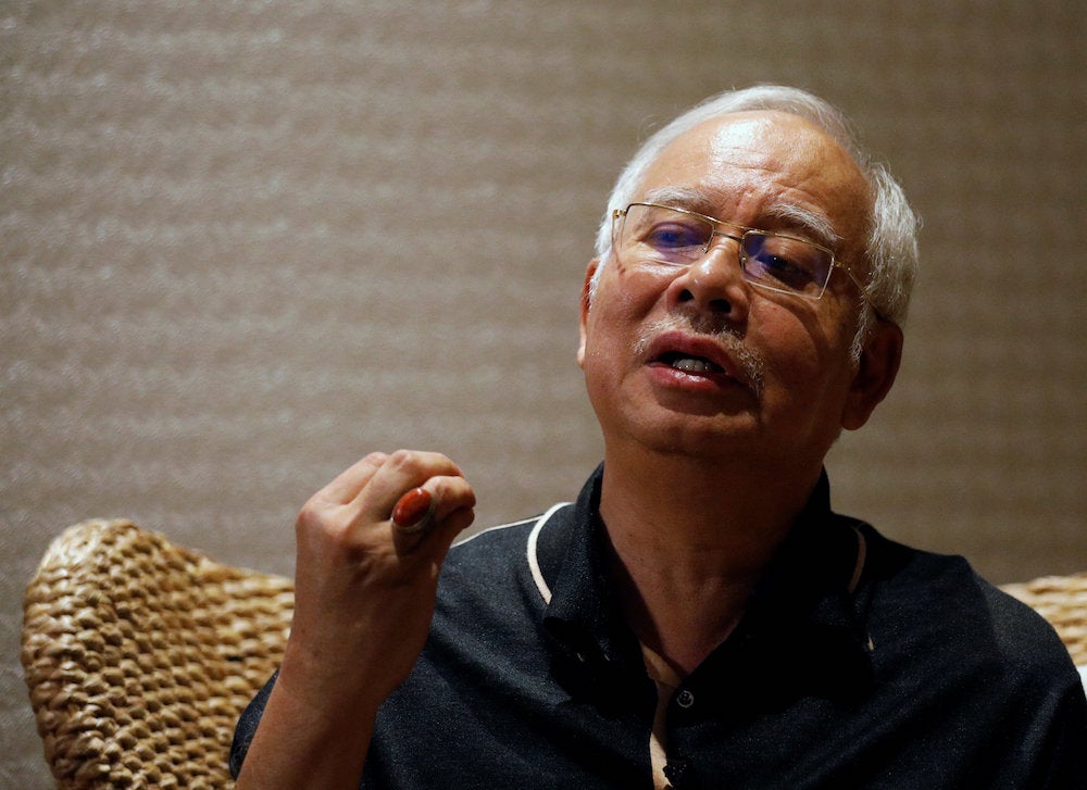 Najib Admits Mistakes For Umno, Urges Party To Stop Money Politics. - World Of Buzz 2