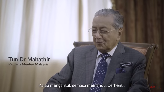 [Watch] Mahathir And Anthony's Hari Raya Road Safety Video That'll Make You Smile - World Of Buzz 1