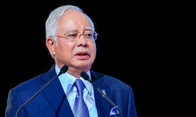 Najib Claims These 3 Top Govt Officials Are 'Not Qualified' To Handle 1Mdb Case - World Of Buzz