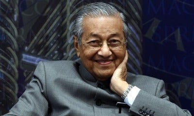 Dr M'S Selfless Birthday Wish Is For The Press To Help The Govt Fight Corruption - World Of Buzz