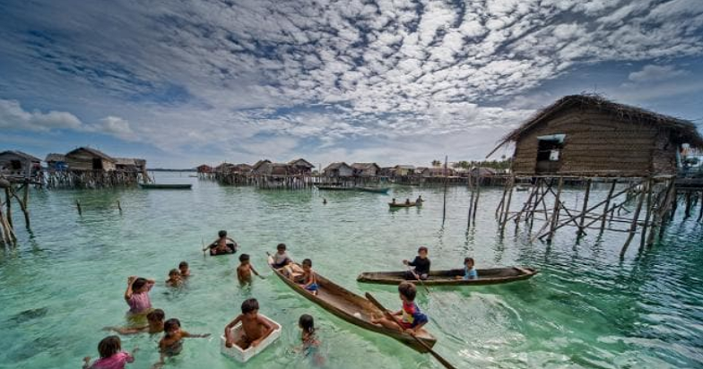 american researchers prove bajau people evolved to survive longer underwater world of buzz 3