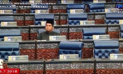 Bn &Amp; Pas Members Walk Out During First Day Of New Parliament, But Kj Remains Inside - World Of Buzz 1