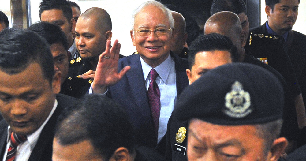 Here Are the Four Charges That Najib is Currently Facing in High Court - WORLD OF BUZZ 7
