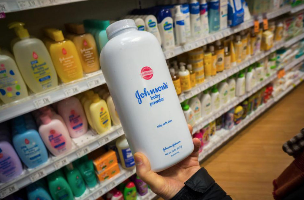 Johnson & Johnson ordered to pay RM18.6 billion for causing 22 women to get ovarian cancer - WORLD OF BUZZ