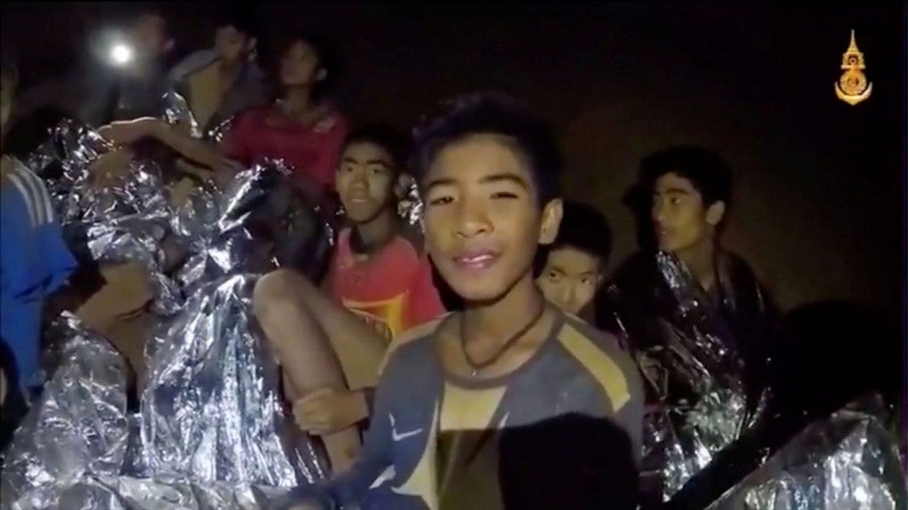 Skynews Thai Cave Trapped Football Team 4352863