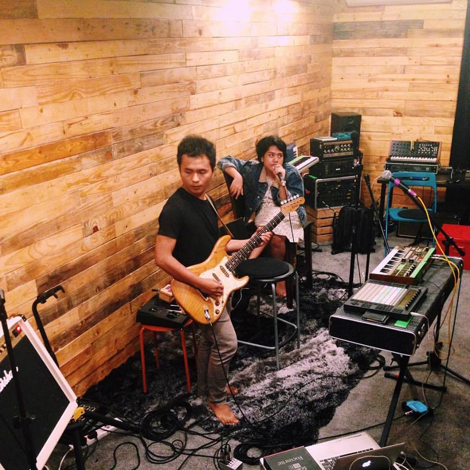 This Local Experimental Band Is The Future Of The Malaysian Music Industry - WORLD OF BUZZ 3