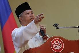 Umno Sec-Gen Predicts More By-Elections May Happen After Balakong & Sg. Kandis - WORLD OF BUZZ 2