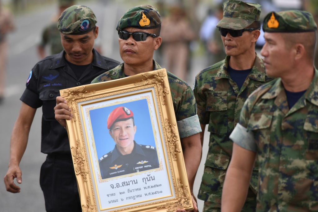 &Quot;You Are The Hero In My Heart,&Quot; Says Widow Of Deceased Thai Diver In Cave Rescue Mission - World Of Buzz