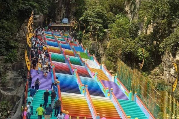 batucaves stairs