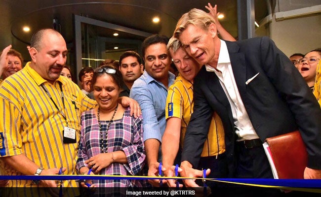 IKEA Open It's First Store In Hyderbad And It Caused A Massive Traffic Jam! - WORLD OF BUZZ