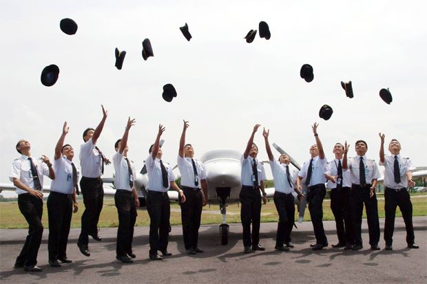 Job Vacancy: Malaysian Airlines is Currently Looking For 150 Pilots - WORLD OF BUZZ 1