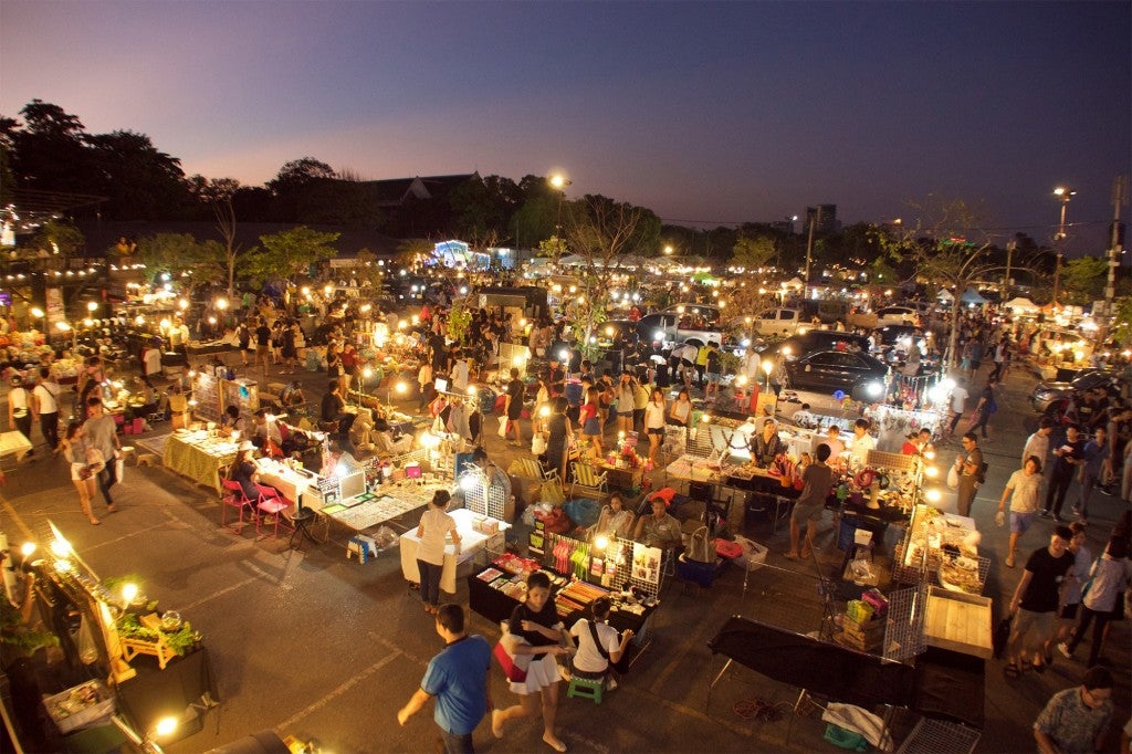 Bangkok's Famous Market Bids Farewell In 2 Weeks! - World Of Buzz 11
