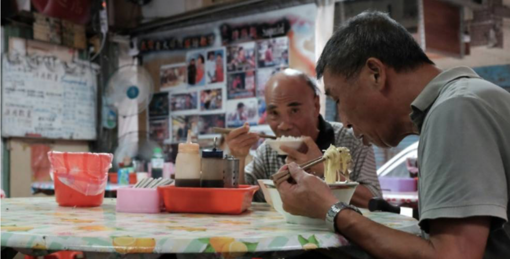 Ex-Gangster Turned Noodle Chef Has Served 40,000 Bowls Of Free Noodles For The Needy - WORLD OF BUZZ 2