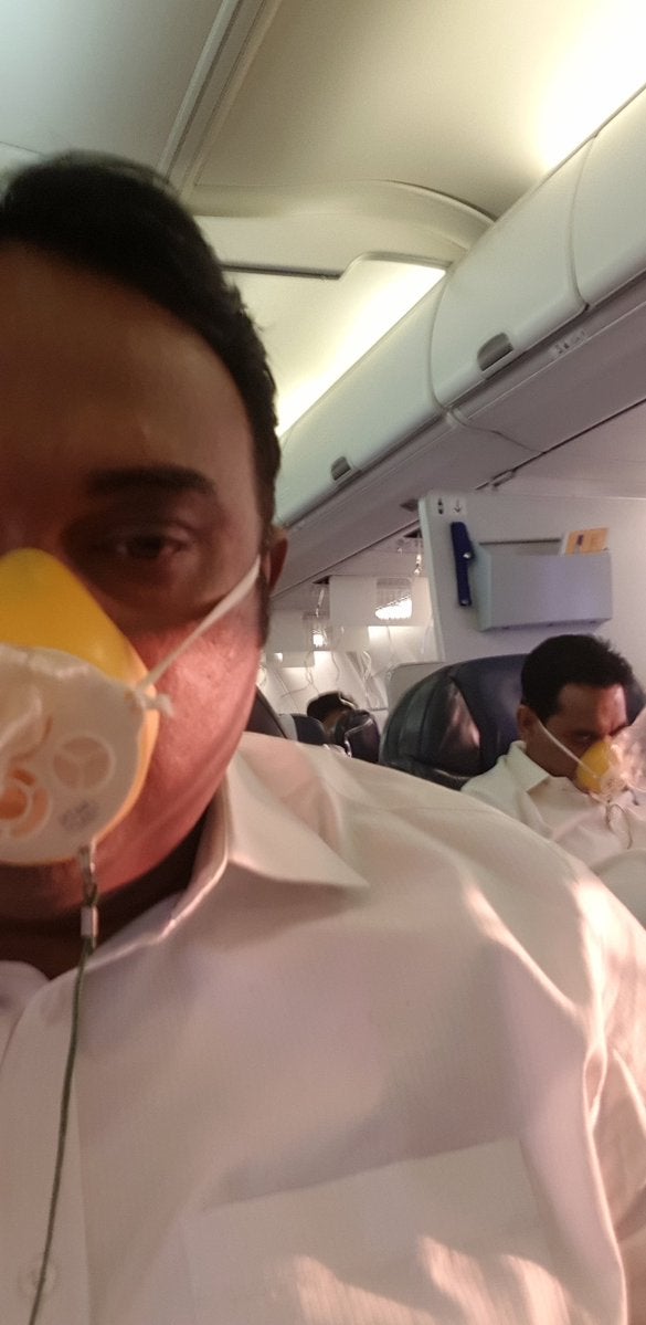 Flight Crew Forgets to Regulate Cabin Pressure, Over 30 Passengers Suffer Bleeding From Mouth & Nose - WORLD OF BUZZ 1