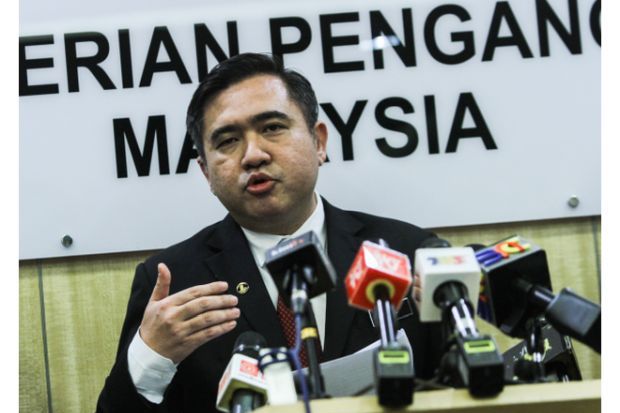 Loke: 14,000 Motorists Given 1 Month to Surrender Their 'Lesen Terbang' to JPJ - WORLD OF BUZZ 3