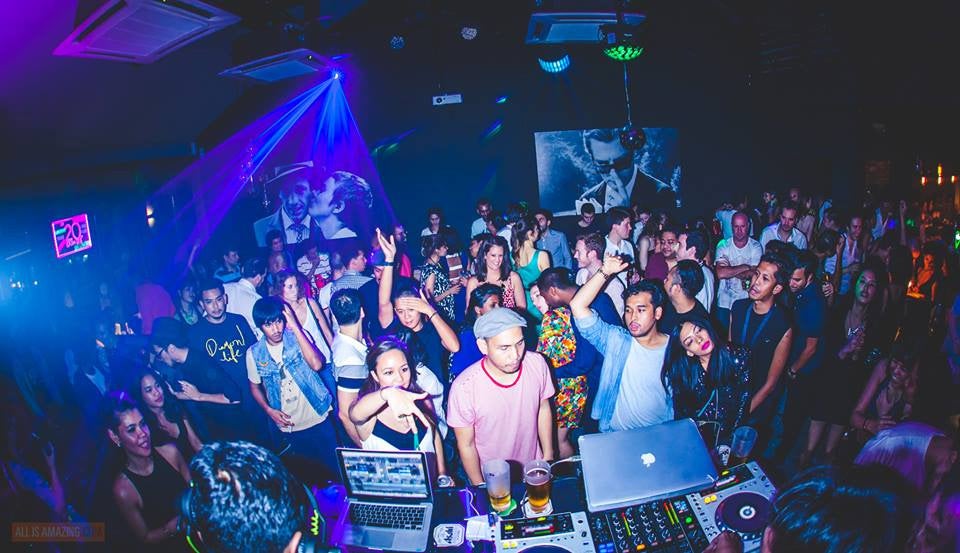 M'sian Uni Student Shares His First Clubbing Experience - World Of Buzz