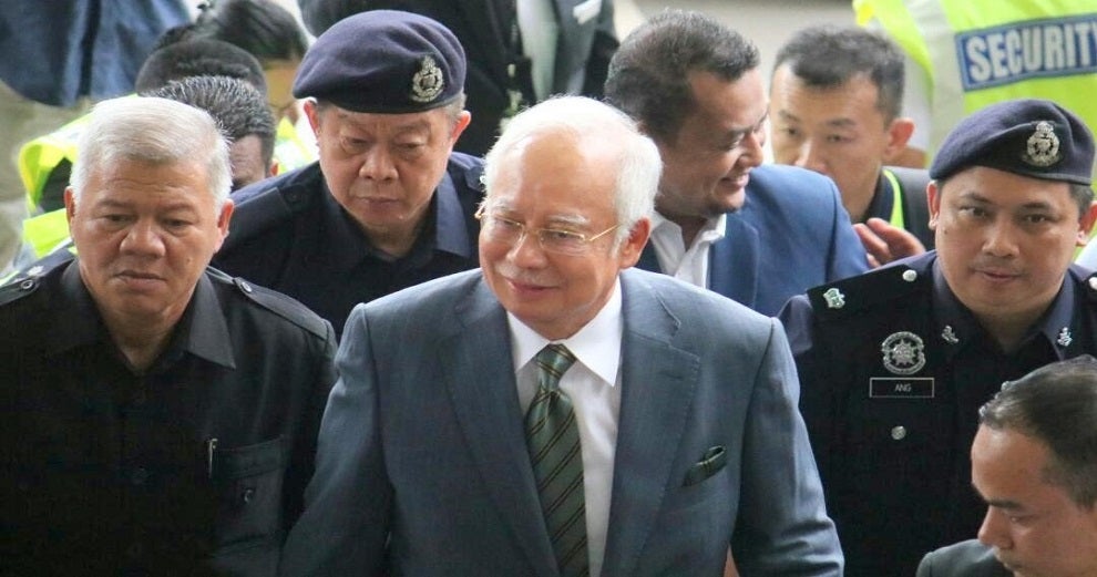 Najib is Arrested Again & Will Reportedly Be Taken to Bukit Aman For Questioning - WORLD OF BUZZ