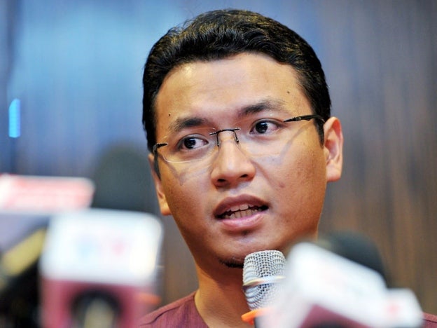 Saiful Bukhari Joins 5 Other Candidates To Take On Anwar Ibrahim In PD By-Election - WORLD OF BUZZ 2