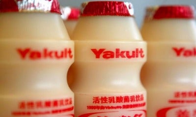 This Popular Netflix Movie Has Left Everyone Going Crazy Over Yakult - World Of Buzz 1