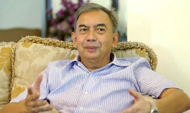Two of Najib's Brothers Announced Their Resignation on The Same Day - WORLD OF BUZZ