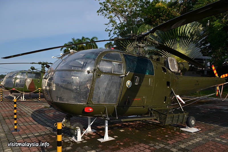 army museum helicopter