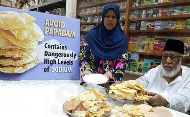 M'sians Advised Not to Overeat Papadom As It Contains Excessive Amount of Sodium - WORLD OF BUZZ 1