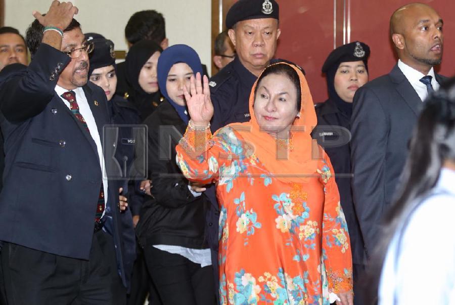 Rosmah Is Slapped With 17 Charges Involving Money Laundering And Tax Evasion - World Of Buzz 1