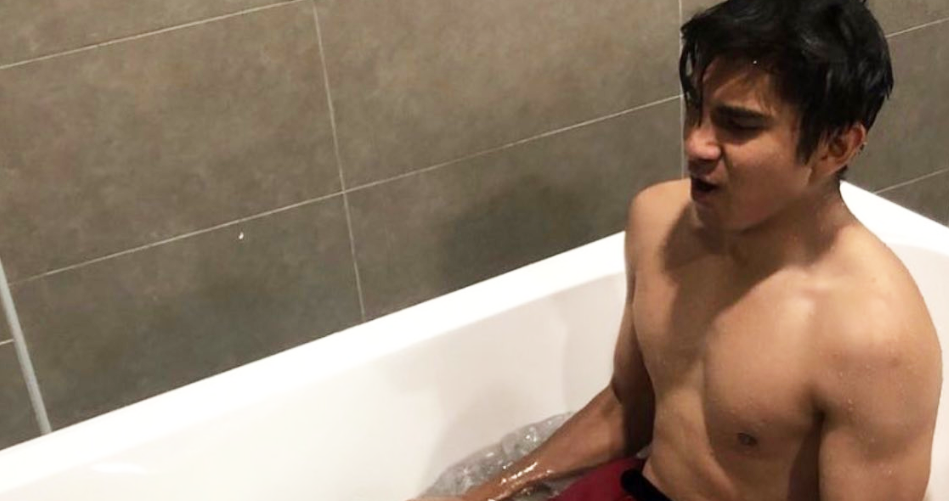 Syed Saddiq Receives Massive Backlash For Posting A Picture Of Himself In A Bathtub - World Of Buzz