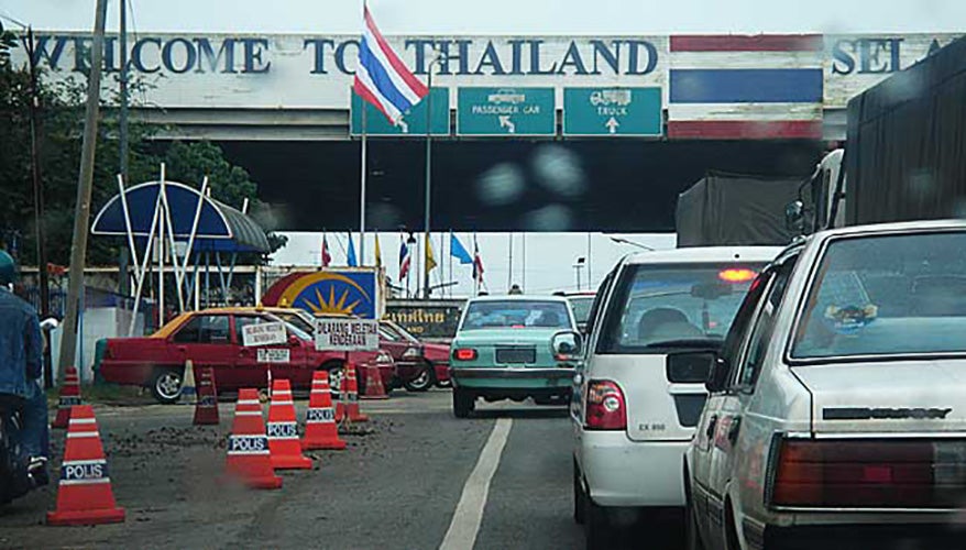 Tun M Malaysia  Thailand Borders to Open  24 Hours Daily 