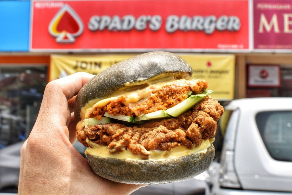 This Femes Burger Shop From Penang Is Now In Klang Valley - WORLD OF BUZZ 2