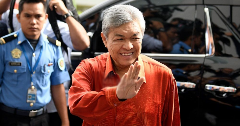 UMNO Youth Tells Zahid to Take Leave - WORLD OF BUZZ