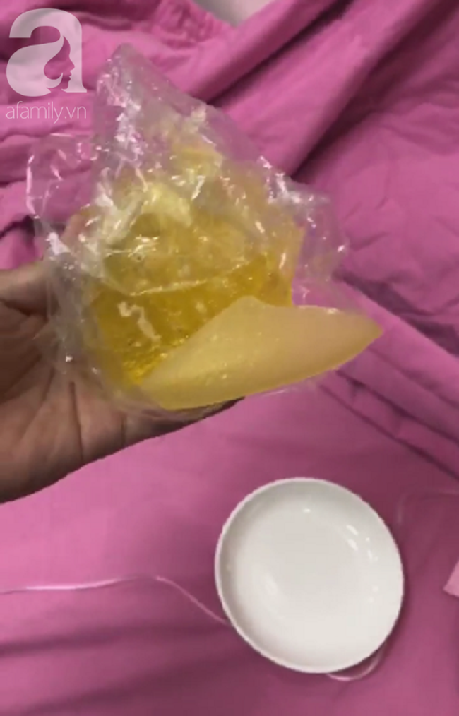 Woman's Breast Implant Bursts On Plane, Doctor Refuses to Take Responsibility for Lifetime Warranty - WORLD OF BUZZ 4
