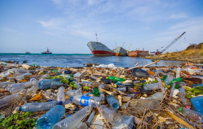 248 hampir 90 persen sampah di laut mengandung plastik