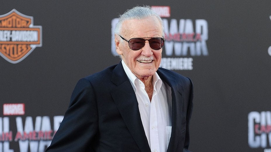 BREAKING: Marvel Icon Stan Lee Passes Away at Age 95 - WORLD OF BUZZ