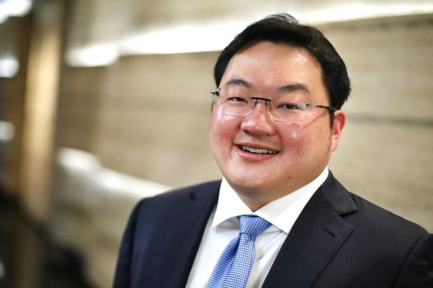 Edge Boss Kicked Out By Najib For Jho Low Revelation - WORLD OF BUZZ 3