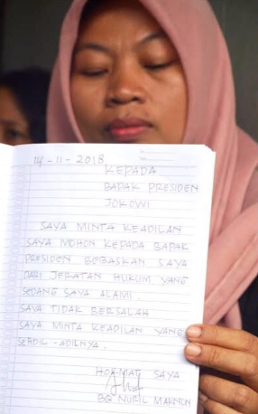 Indonesian Lady Heading To Jail After Exposing Her Boss' Sexual Affairs - WORLD OF BUZZ 1