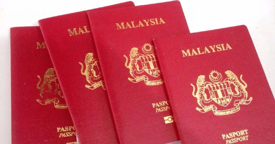 Malaysians Can Actually Renew Theirs Passports Online Since Two Years Ago - WORLD OF BUZZ 1