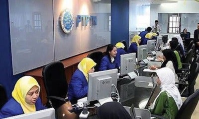 Ptptn Borrowers Will Have 2% Of Their Salaries Deducted Once They Start Earning Rm2,000 A Month - World Of Buzz 2
