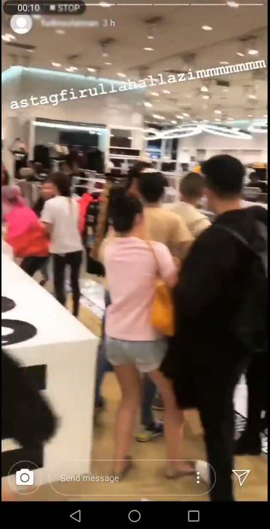 Watch How M'sians Go Crazy During Launch of Limited Edition Moschino at H&M Avenue K - WORLD OF BUZZ 1