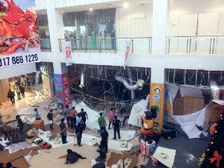 At Least 18 Injured And 3 Died At Explosion In City One Megamall In Kuching - World Of Buzz 2