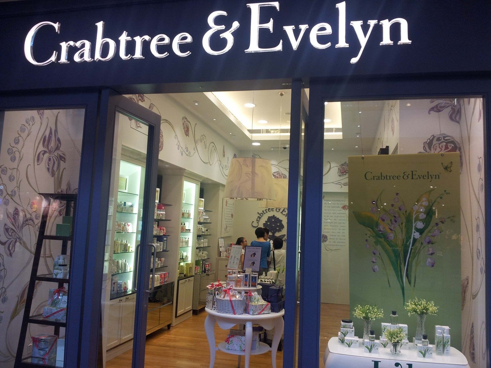 Crabtree and Evelyn Closing Its Doors As Company Goes Bankrupt - WORLD OF BUZZ 2