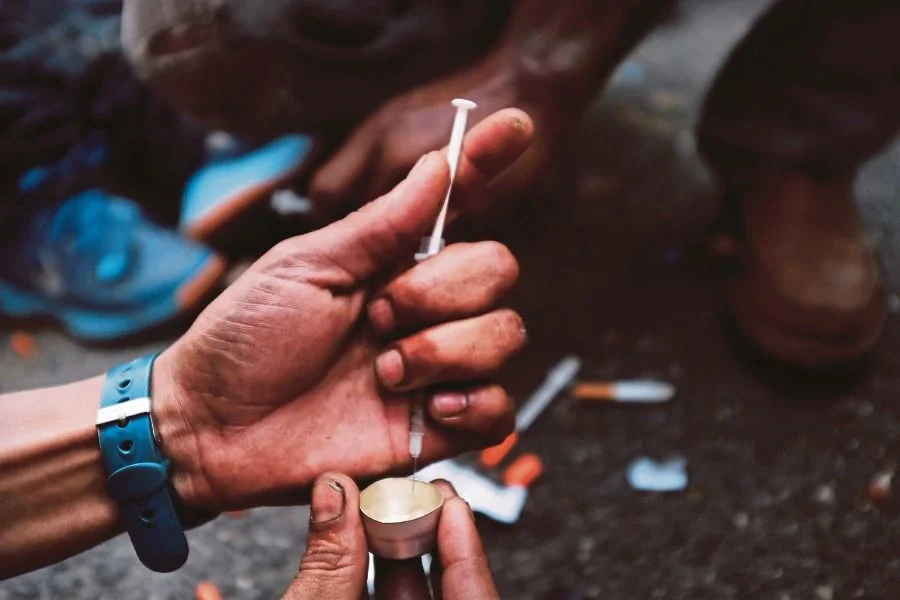 Drug Dealers in Kelantan Are Luring Children As Young As 9 Years Old to Be Addicts - WORLD OF BUZZ 2