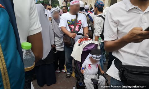 KL Police Chief: Anti-ICERD Participants Who Brought Children to Rally Could Be Fined Up to RM20,000 - WORLD OF BUZZ 1