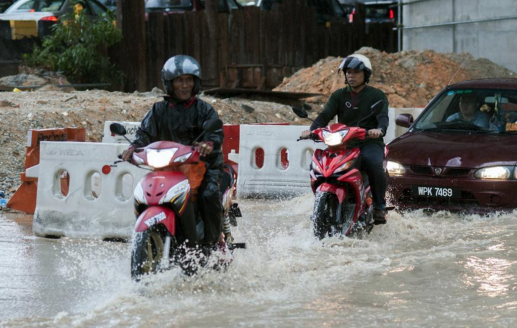 Malaysians, Brace Yourself For Some Extreme Weather In 2019 - WORLD OF BUZZ 2