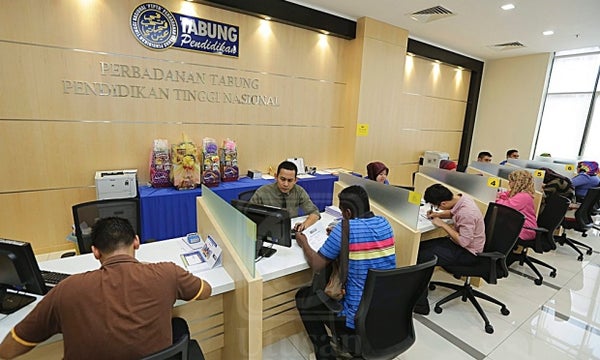 Mtuc: Borrowers Have To Give Permission Before Ptptn Can Deduct Their Salary - World Of Buzz 1