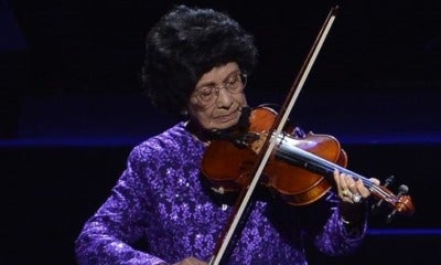 Siti Hasmah Dedicates Stunning Violin Performance To Adib - World Of Buzz 1