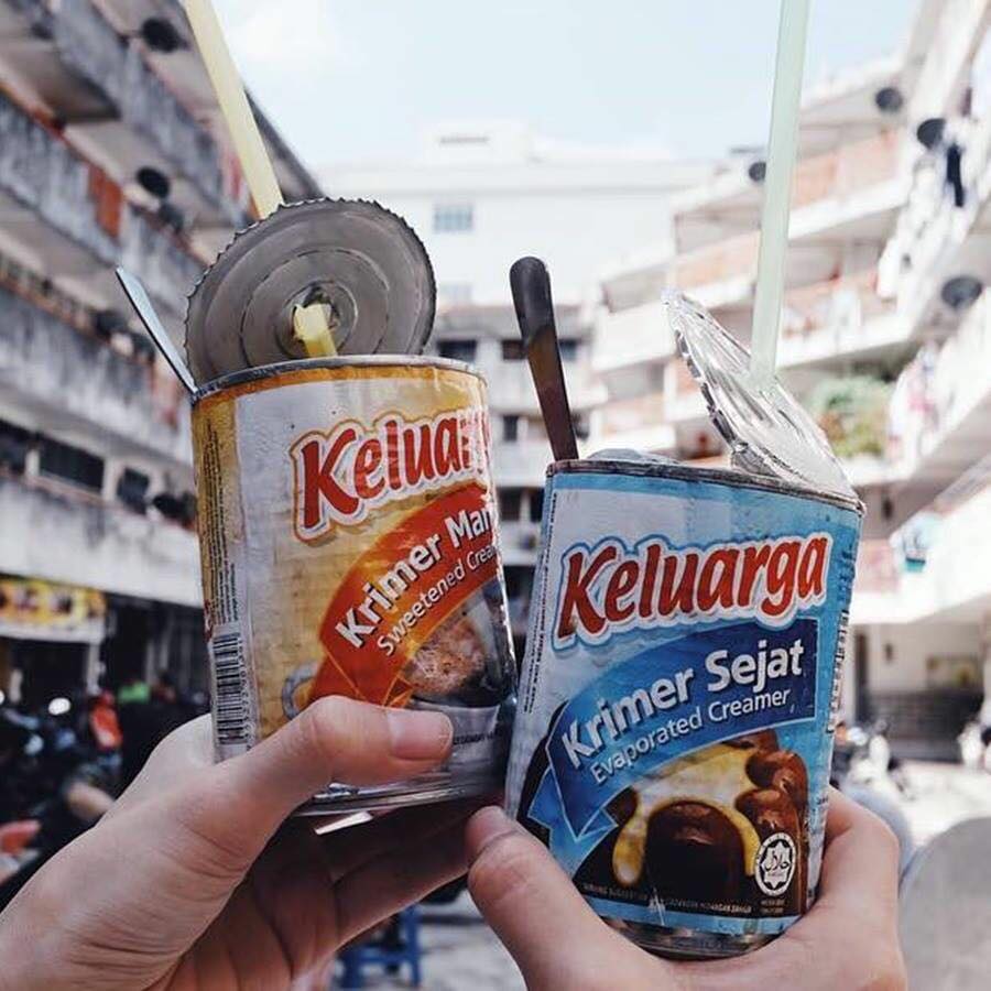 This Shop Serves Their Kopi Peng Special In Condensed Milk Cans - WORLD OF BUZZ 2