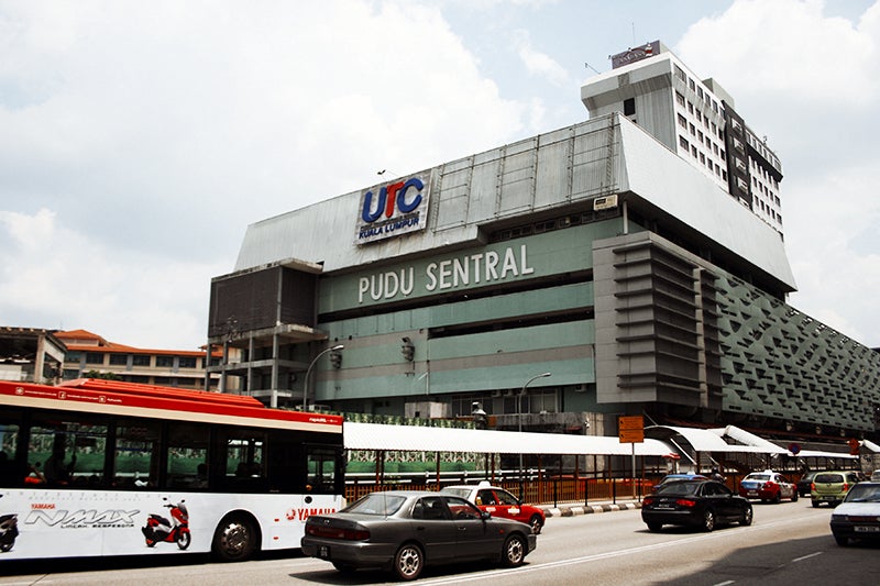 UTCs Announced to Be Closing At 7PM Starting Jan 2019, Najib Slams Govt & Asks Them To Close It - WORLD OF BUZZ